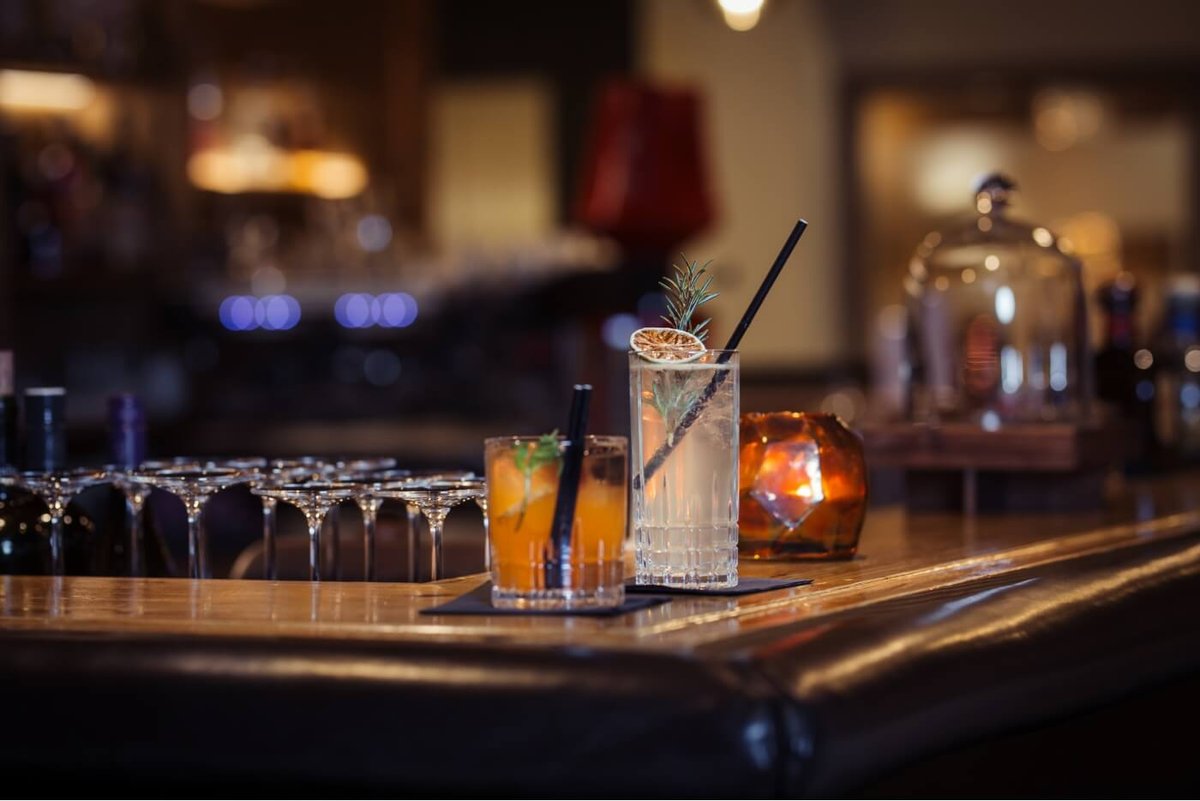 Grand Tirolia Cooper Bar & Lounge