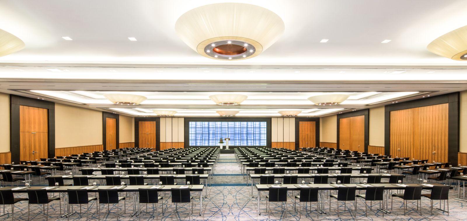 A large event room with many seating options in the event location Dusseldorf