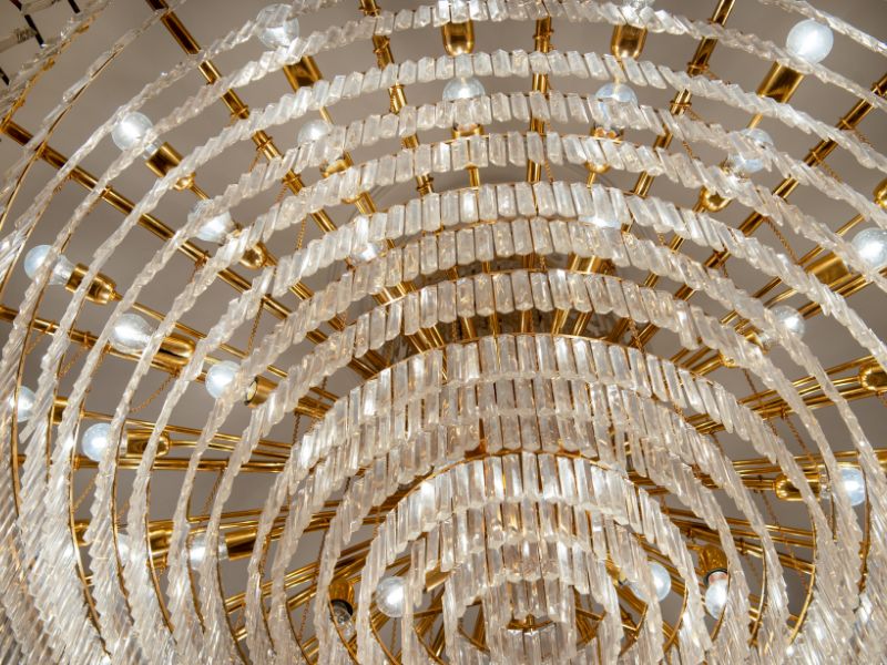 Detail of a chandelier in the wedding location in Hesse