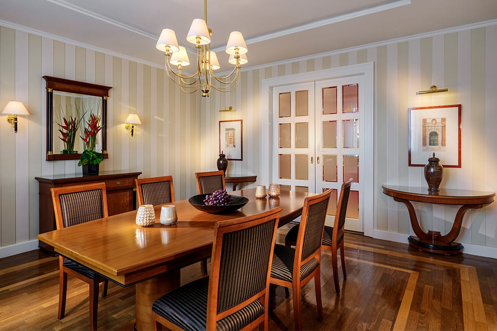 Insight into the dining room of a Presidential Suite of the hotel