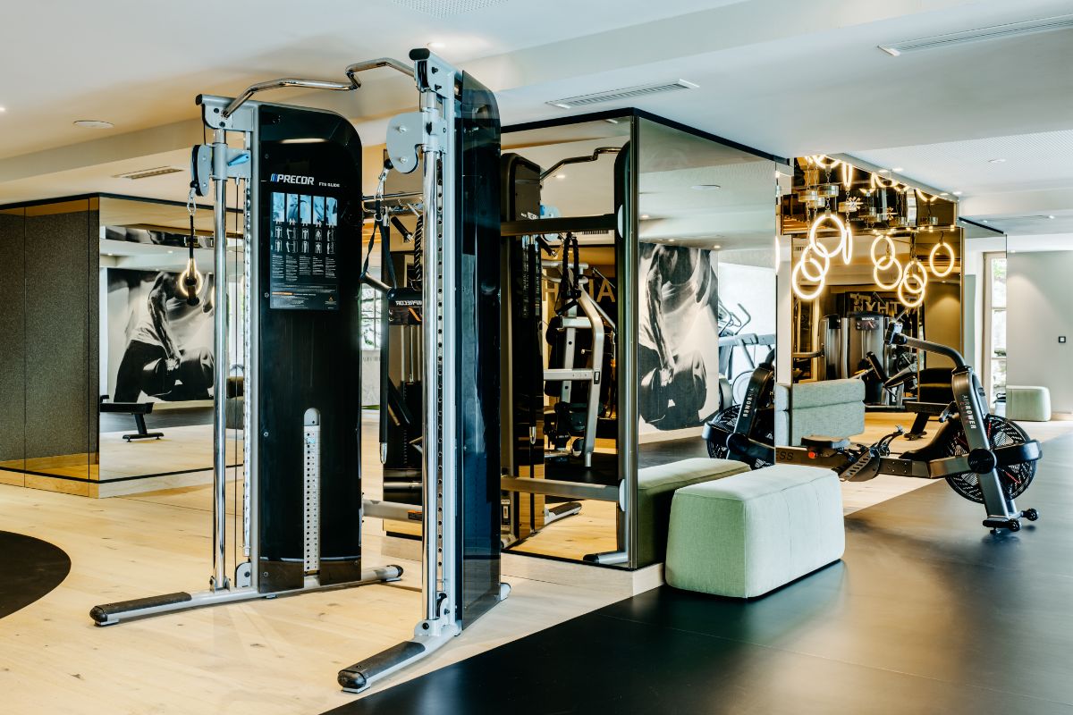 Einblick in das Fitnessstudio im Hotel Grand Tirolia
